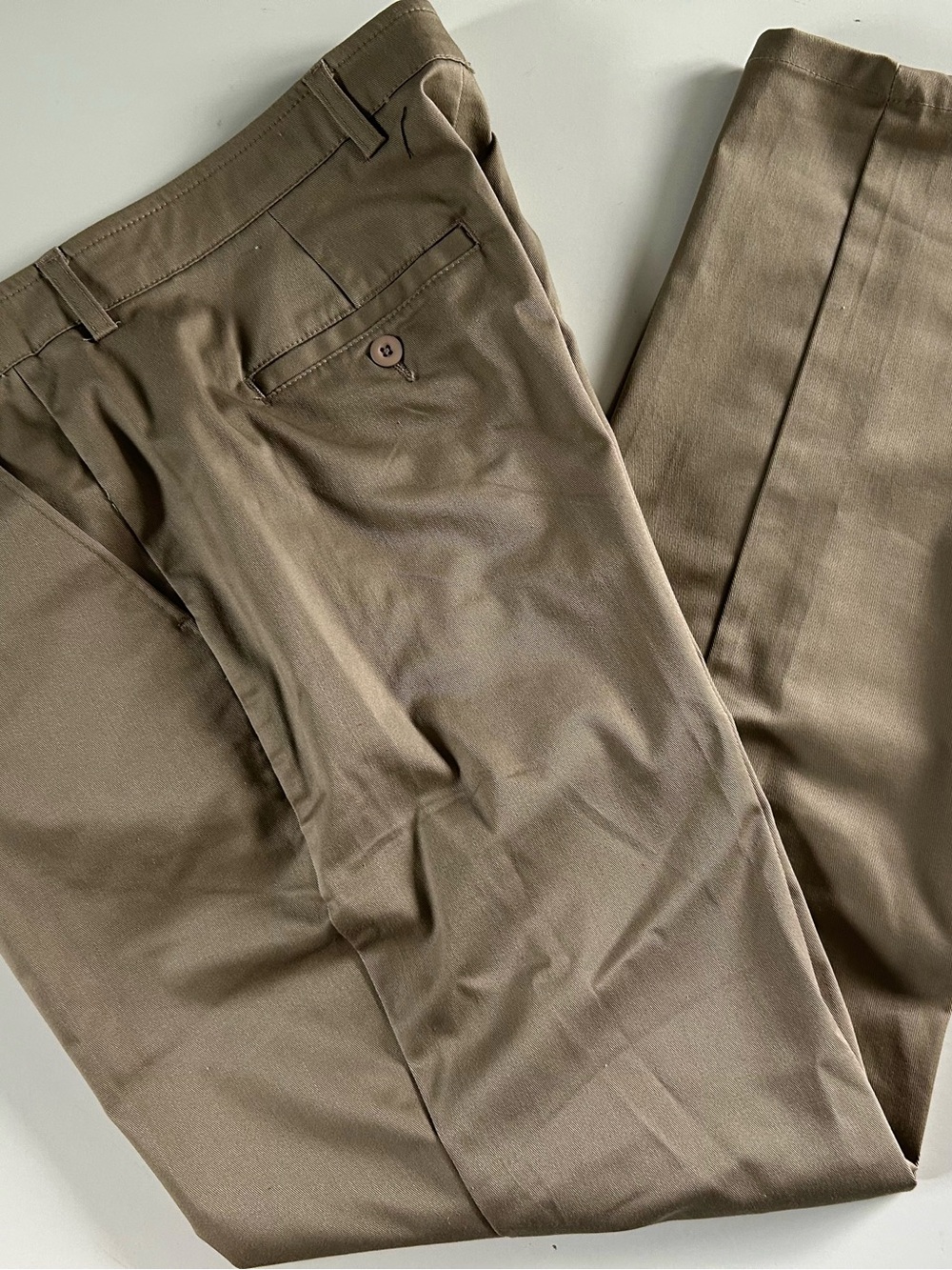 Men's Classic Architect Chino Pants in Khaki, SZ 40 x38, NWOT